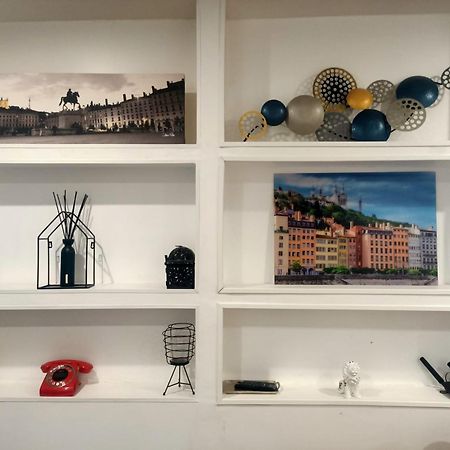 Le Petit Cocon - Parking Prive - Lyon Sud Apartment Venissieux Bagian luar foto