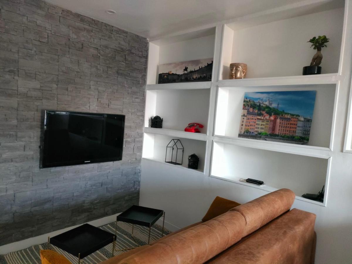 Le Petit Cocon - Parking Prive - Lyon Sud Apartment Venissieux Bagian luar foto